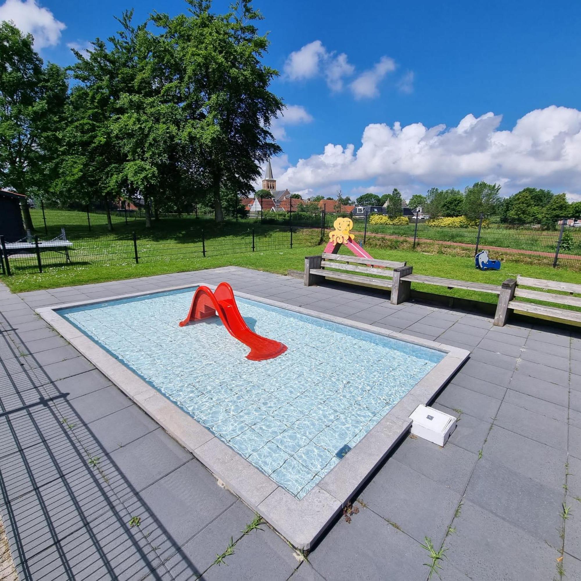 4-Persoons Vakantiehuisje Simmerwille Tzummarum Esterno foto